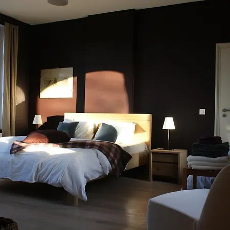 Les Dependances Bed & Breakfast