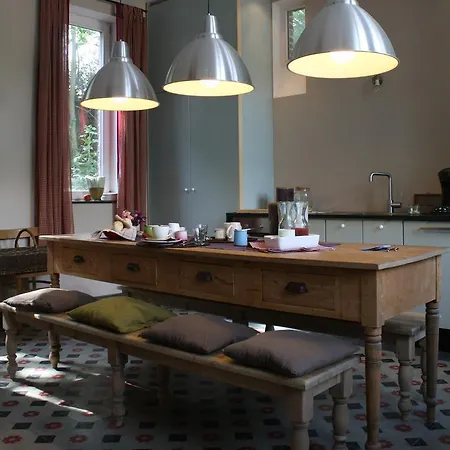 Les Dependances Bed & Breakfast 3*